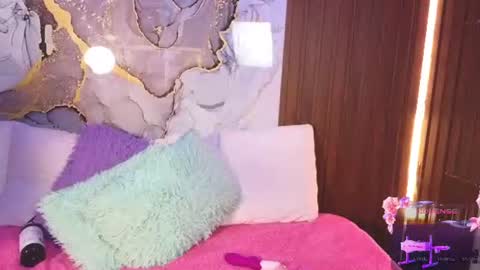 Mey online show from July 26, 3:42 pm