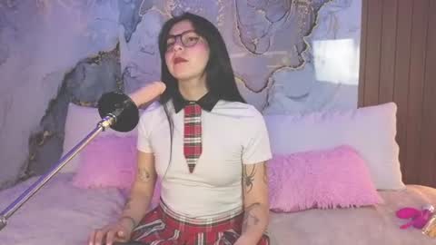 Mey online show from June 16, 2:21 pm