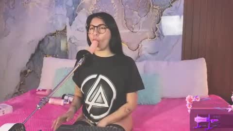Mey online show from July 20, 2:30 pm