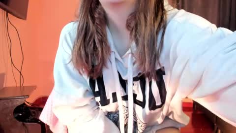 Alice  online show from March 3, 9:22 am