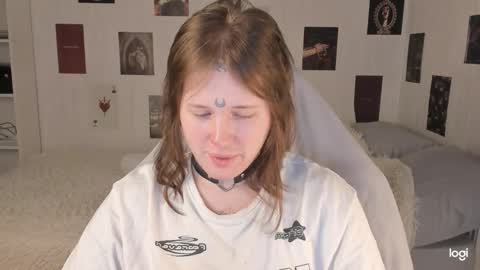  Alice  online show from February 7, 10:07 am