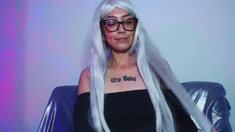      online show from December 21, 2:18 am