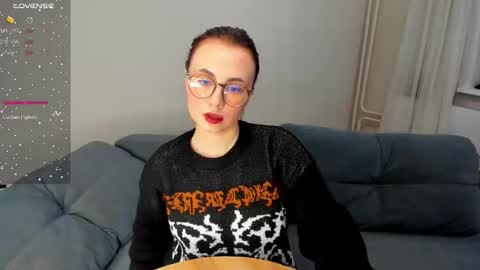 Alice online show from March 13, 2:31 pm