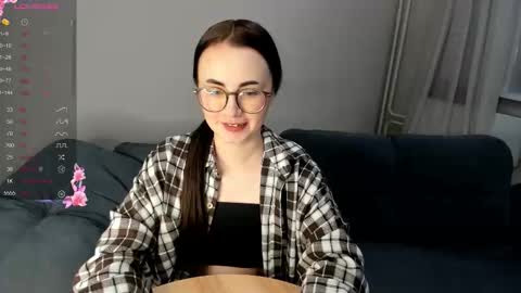 Alice online show from February 7, 2:31 pm