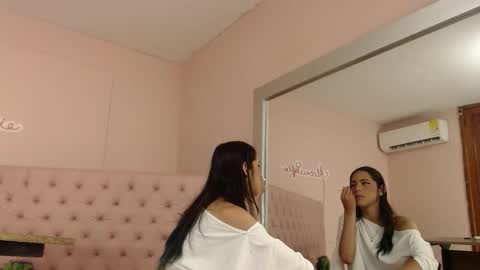 Sofia online show from March 4, 1:19 pm