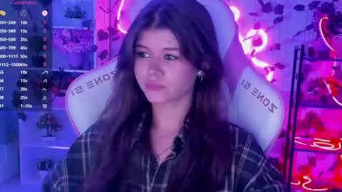 Alice online show from July 7, 7:51 pm