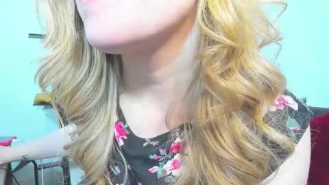 alicecat01 online show from March 15, 8:07 am