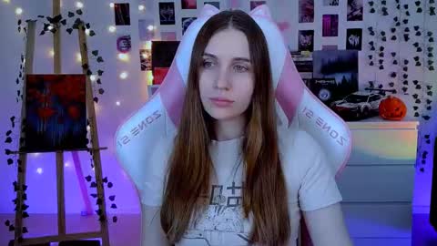 Snapshot of alicecharmy chatting on October 23, 5:42 am alicecharmy online show from October 23, 5:42 am