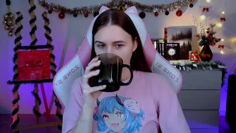 alicecharmy online show from December 5, 9:30 am