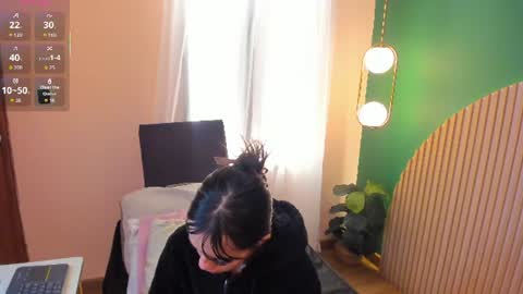Alice online show from June 19, 11:49 am