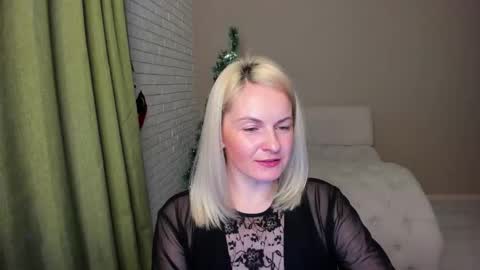 Alicee online show from December 14, 8:04 pm