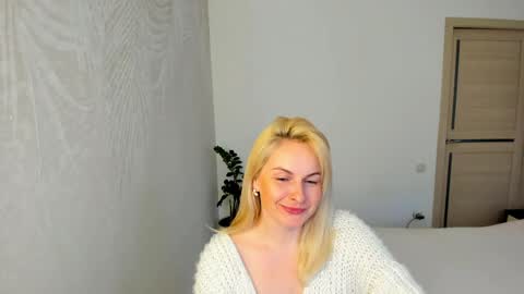 Alicee online show from April 1, 12:39 pm