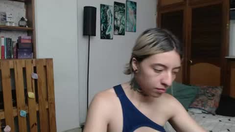 alicee_logan_ online show from June 20, 1:56 am