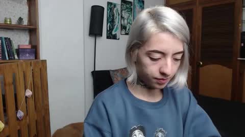 alicee_logan_ online show from February 25, 2:59 am