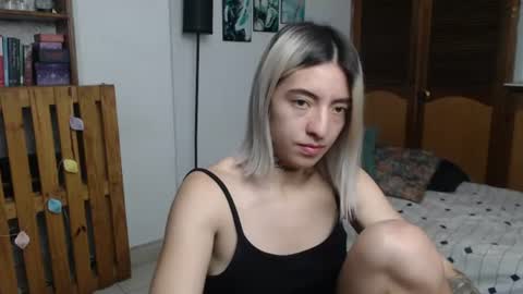 alicee_logan_ online show from July 16, 1:09 am