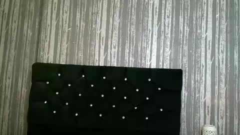 alicee_moonn online show from April 29, 9:30 pm