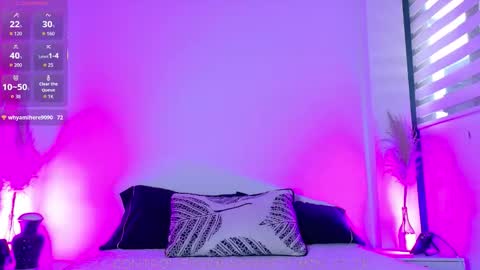 Snapshot of alicee_stone_ chatting on October 29, 3:25 pm Alice online show from October 29, 3:25 pm