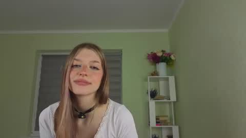 aliceeye online show from July 10, 8:02 pm