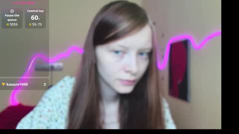 Snapshot of alicehariss chatting on October 14, 3:09 am Alie online show from October 14, 3:09 am