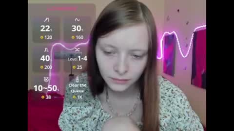 Snapshot of alicehariss chatting on September 26, 8:11 am Alie online show from September 26, 8:11 am