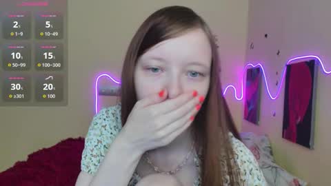 Snapshot of alicehariss chatting on September 30, 3:06 am Alie online show from September 30, 3:06 am