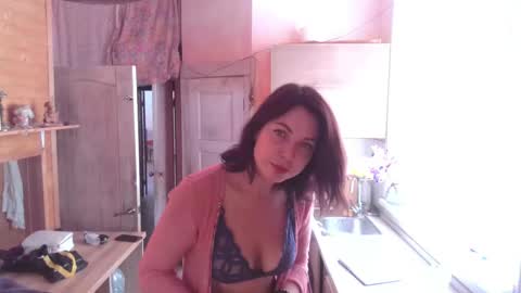 alicehoney_ online show from May 24, 5:47 am