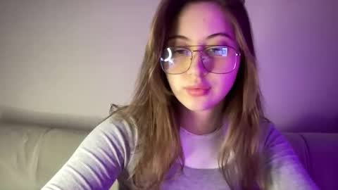 aliceinlustland online show from February 20, 11:07 pm