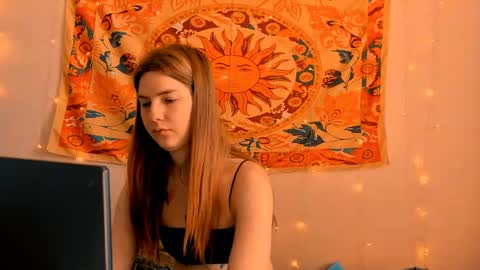 Alice online show from April 25, 5:20 am