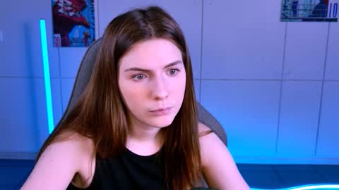 Alice online show from October 18, 5:44 am