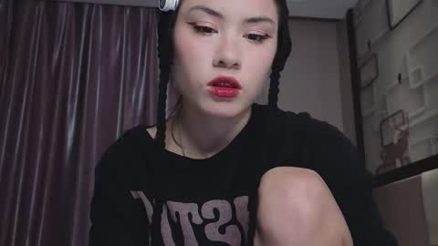 Alice  vacation  online show from May 3, 3:51 pm