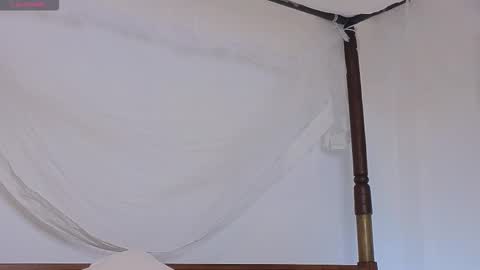 Alice  vacation  online show from March 14, 5:06 pm