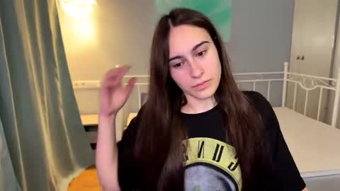 alicekollt online show from June 12, 11:48 pm
