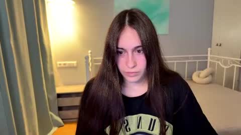 alicekollt online show from June 15, 6:00 pm