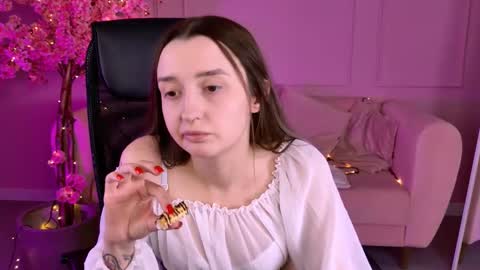 Alice online show from September 30, 1:54 pm