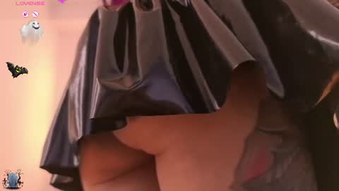 alicenoir_ online show from July 3, 3:33 am
