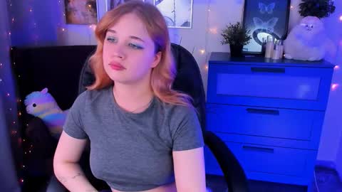 Alice online show from October 26, 9:25 pm