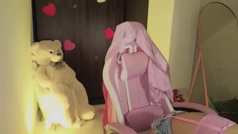 alice online show from February 15, 8:07 pm