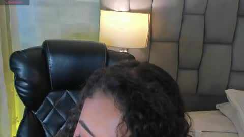 Alicestevens online show from May 6, 1:39 pm