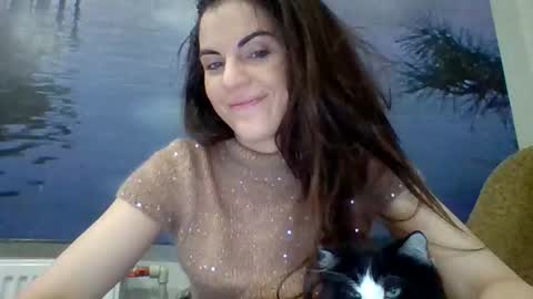 AliceTailorrr online show from February 6, 8:55 pm