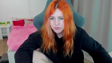 Alice online show from October 26, 2:39 pm