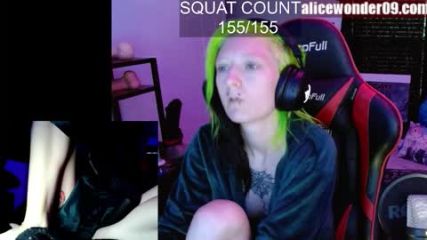 Alice online show from October 20, 12:32 pm