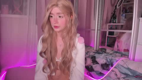 from wonderland online show from November 14, 3:58 pm