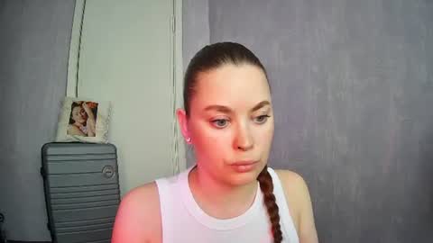 AlicexFresh online show from May 6, 11:27 am