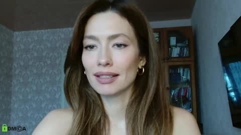 Alicia online show from November 26, 8:44 am