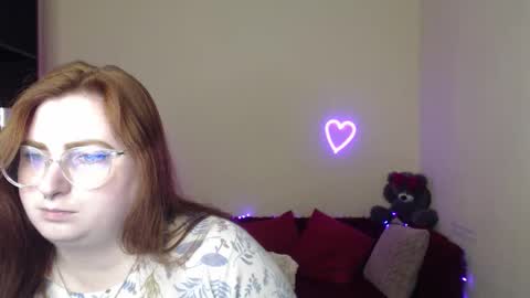 Alicia online show from April 30, 5:56 am
