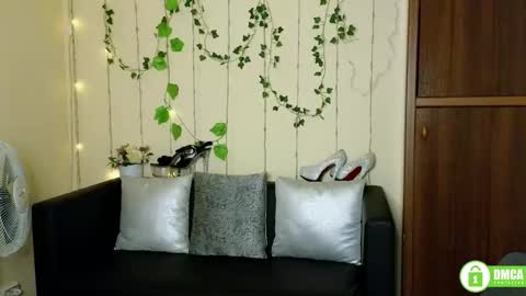 Alicia online show from September 9, 5:35 pm