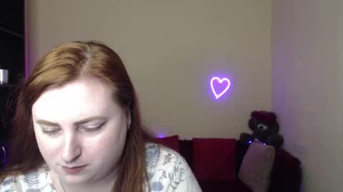 Alicia online show from May 2, 11:27 am