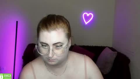 Alicia online show from September 21, 11:25 am