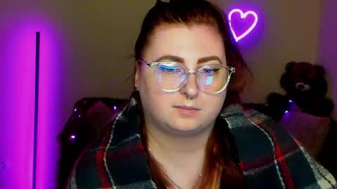 Alicia online show from April 29, 6:07 am