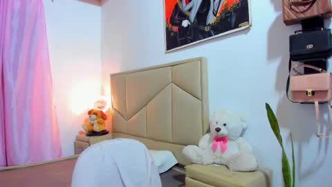 aliciabiden online show from November 17, 7:55 am